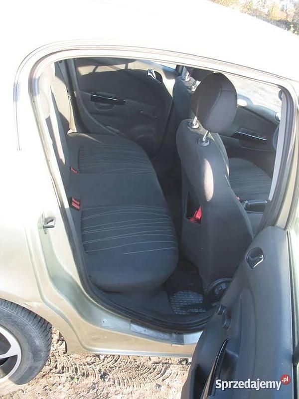 Używany Opel Corsa 80 KM (58 kW) 2009 Hatchback