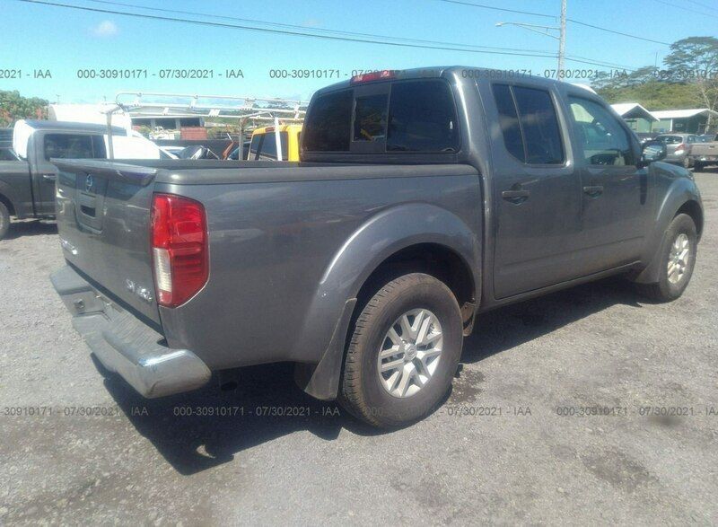 Używany Nissan Frontier 310 KM (228 kW) 2020 Szary Pickup