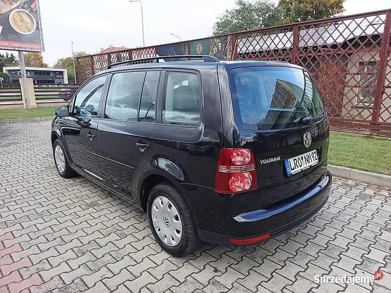 Używany VW Touran 140 KM (102 kW) 2010 Minivan