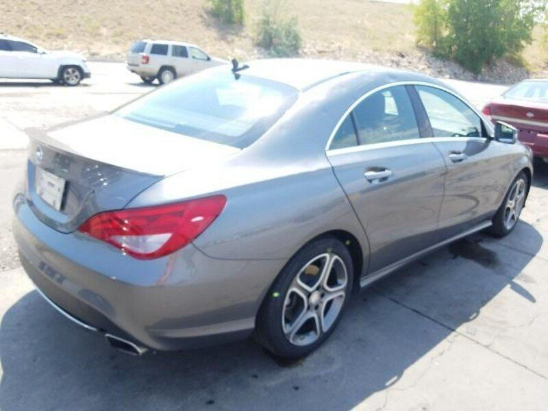 Używany Mercedes CLA250 208 KM (152 kW) 2014 Szary Sedan/Limuzyna