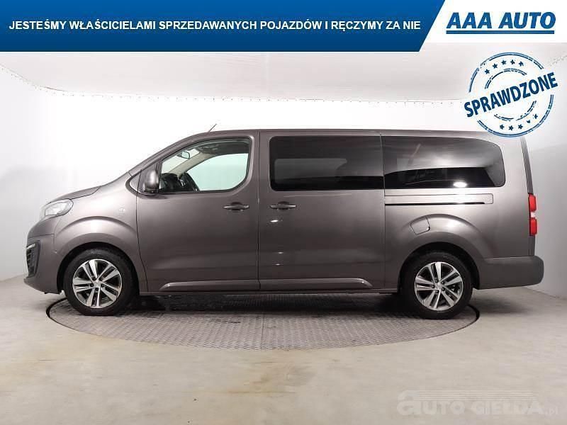 Używany Peugeot Traveller 2017 Szary Minivan
