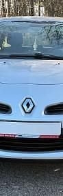 Używany Renault Clio III 88 KM (64 kW) 2007 Inny kolor Sedan/Limuzyna