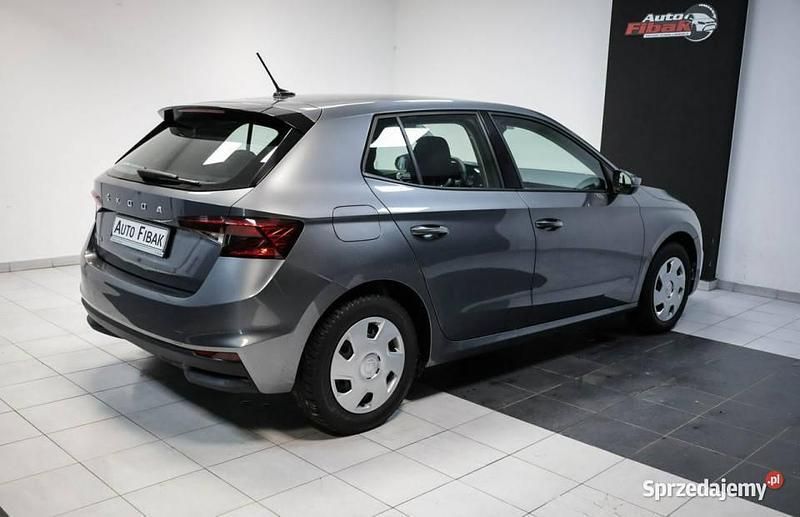 Szary Używany 2023 Skoda Fabia Hatchback | 54 900 zł - Obraz 1/4