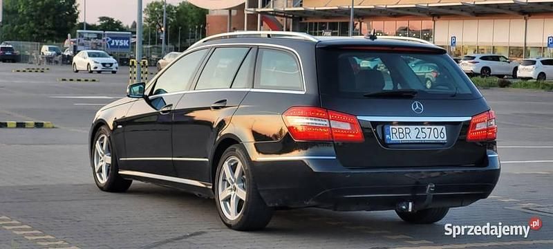 Używany 2010 Mercedes 200 Avantgarde Kombi | 34 900 zł - Obraz 1/4