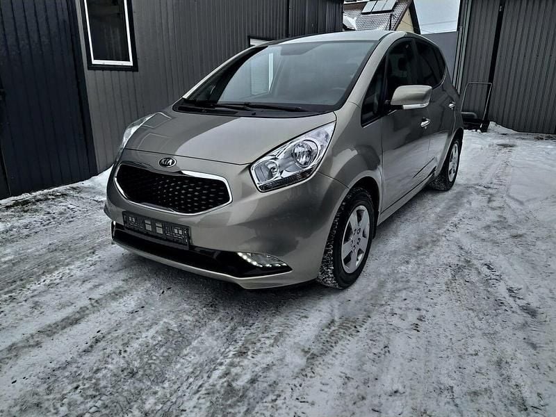 Używany Kia Venga 90 KM (66 kW) 2017 Inny kolor Hatchback