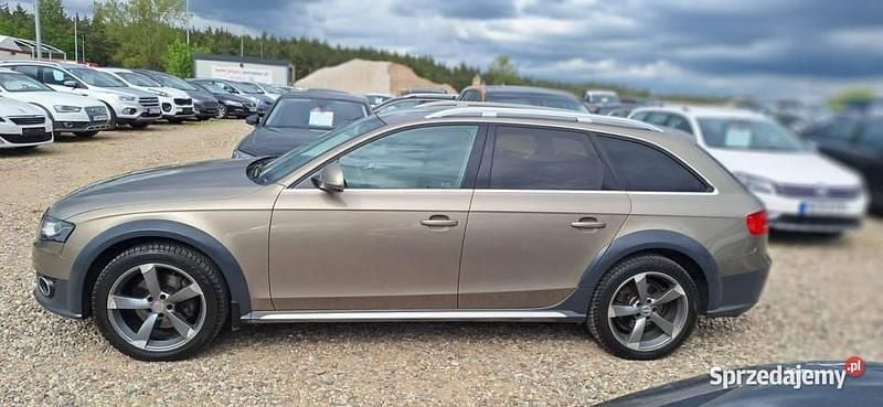 Używany Audi A4 Allroad 210 KM (154 kW) 2010 Brązowy Kombi