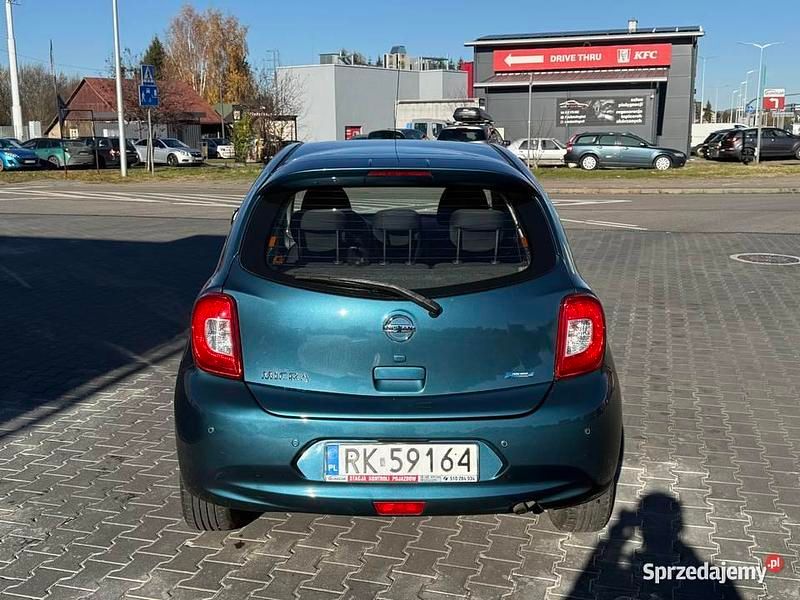 Używany Nissan Micra Tekna 80 KM (58 kW) 2014 Niebieski Hatchback