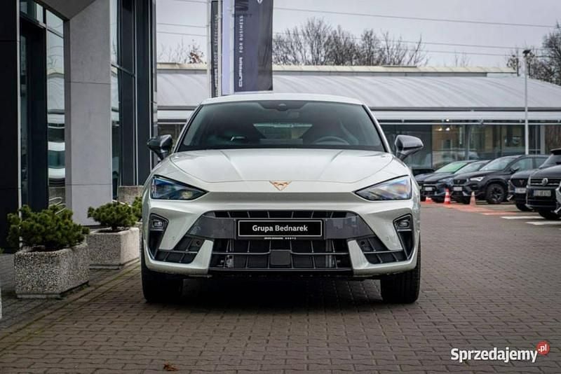 Nowe Cupra Leon 2026 Szary Hatchback