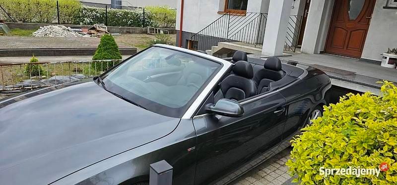 Szary Używany 2012 Audi A5 Cabriolet Kabriolet | 44 000 zł - Obraz 1/4