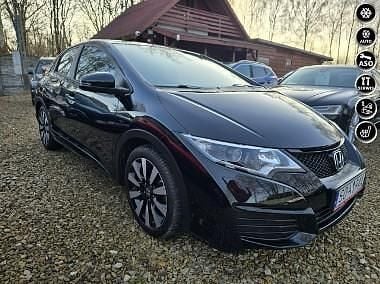 Używany Honda Civic 99 KM (72 kW) 2016 Czarny (metalik) Hatchback