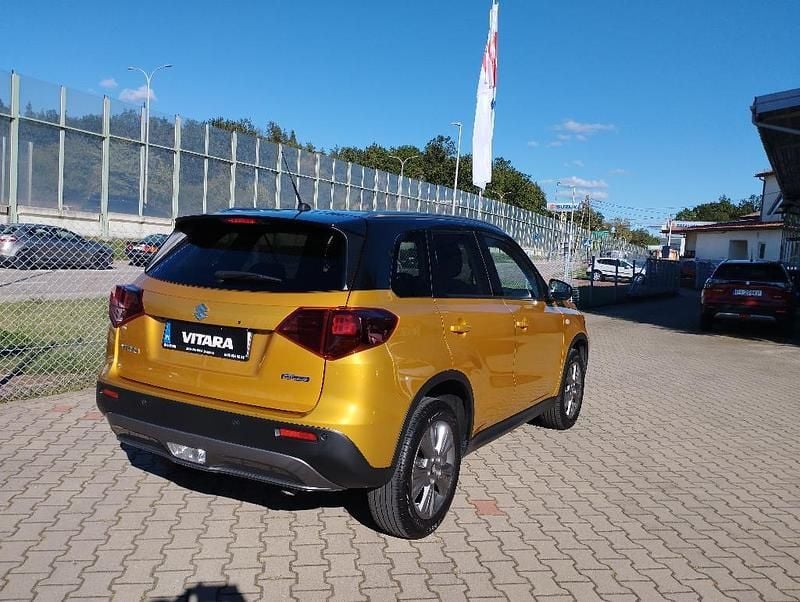 Używany Suzuki Vitara 2025 Dbh solar yellow pearl SUV