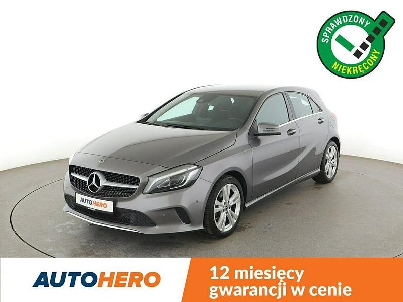 Szary Używany 2017 Mercedes A220 Hatchback | 71 800 zł (Super Cena) - Obraz 1/3