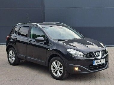 Czarny Używany 2010 Nissan Qashqai SUV | 39 900 zł (Drogi) - Obraz 1/4