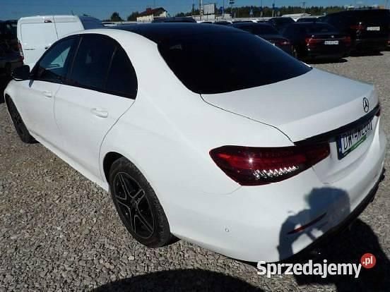 Używany 2023 Mercedes A200 | 150 427 zł - Obraz 1/4