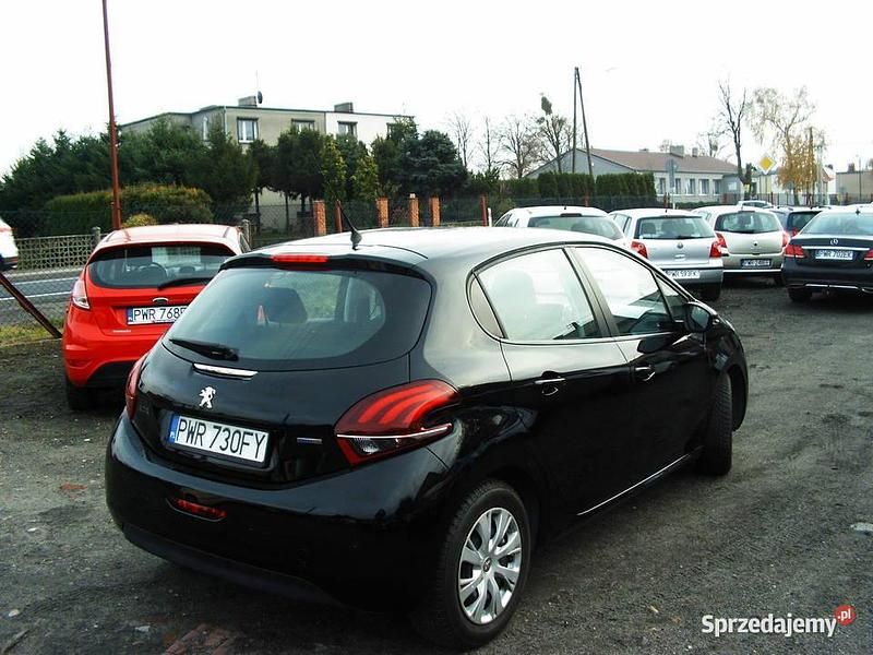 Używany Peugeot 208 2017 Grafitowy Hatchback