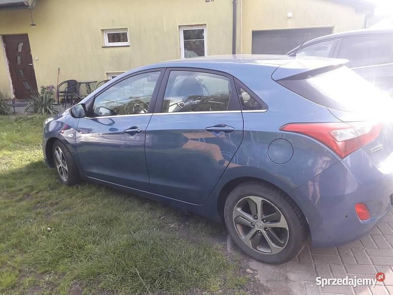 Niebieski Używany 2016 Hyundai i30 Hatchback | 30 500 zł (Uczciwa cena) - Obraz 1/3