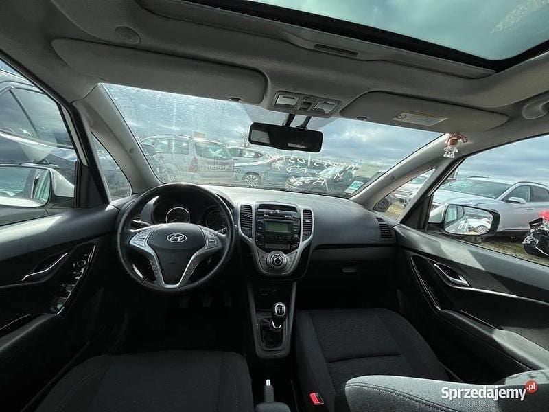 Używany Hyundai ix20 Premium 2012 Biały Hatchback