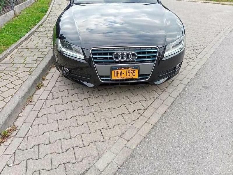 Czarny Używany 2010 Audi A5 Coupe | 69 998 zł - Obraz 1/4