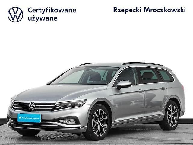 Używany 2023 VW Passat Kombi | 144 900 zł - Obraz 1/4