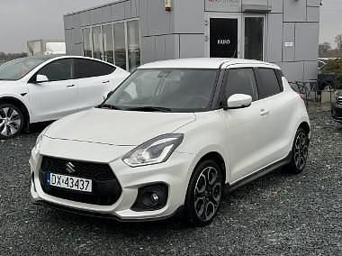 Używany Suzuki Swift 129 KM (94 kW) 2020 Biały Hatchback