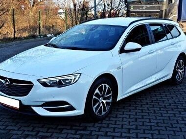 Inny kolor Używany 2019 Opel Insignia Country Tourer Kombi | 39 900 zł (Uczciwa cena) - Obraz 1/4
