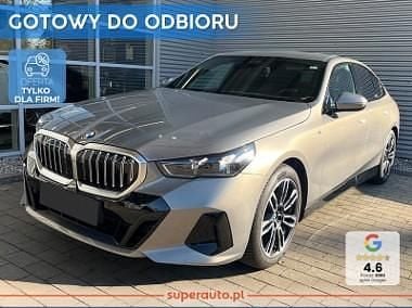 Szary Nowe 2025 BMW 520 M Sport Sedan/Limuzyna | 283 000 zł (Dobra cena) - Obraz 1/4
