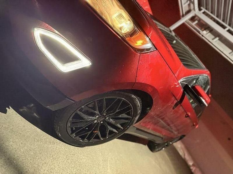 Używany Ford Edge 2016 Czerwony SUV