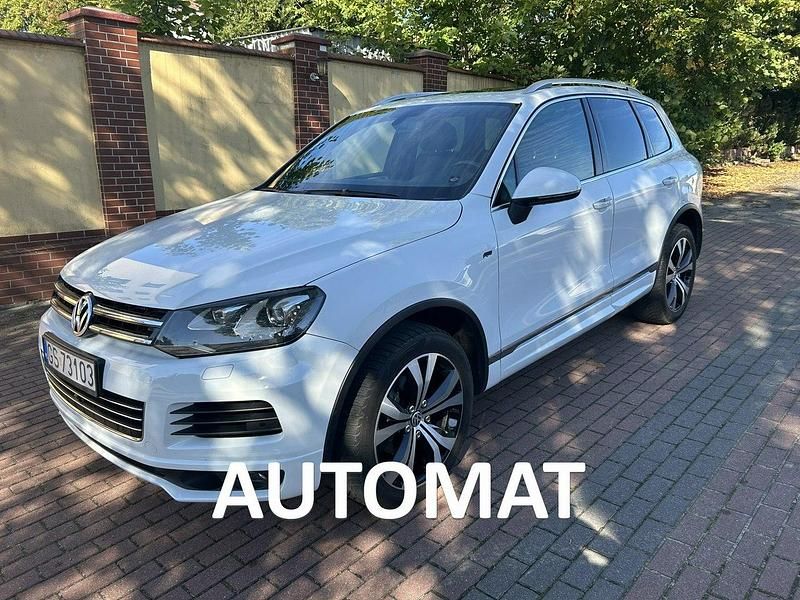 Biały Używany 2011 VW Touareg SUV | 57 000 zł - Obraz 1/4