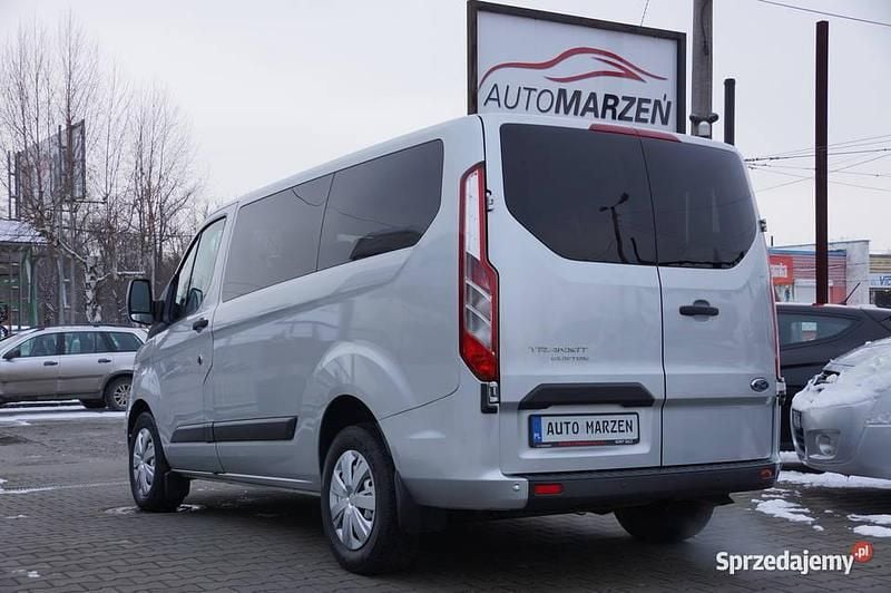 Używany Ford Transit Custom 2020 Srebrny Minivan