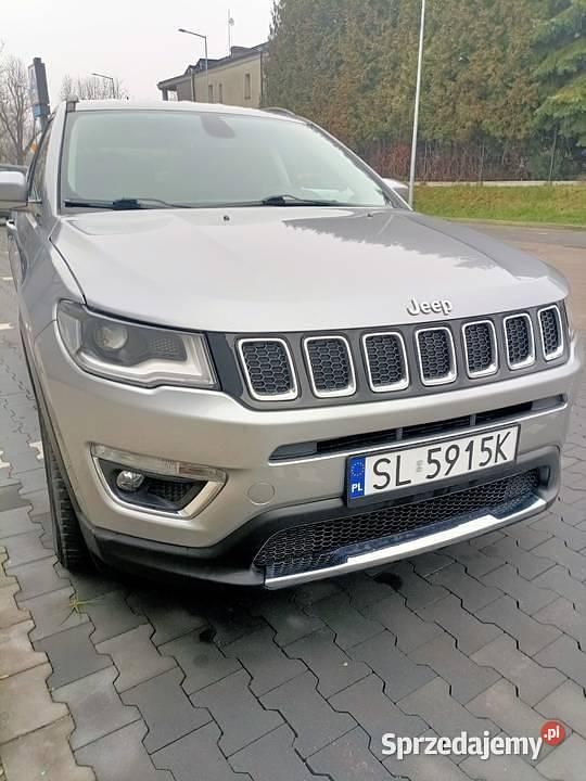 Używany Jeep Compass Limited 2019 Grafitowy SUV