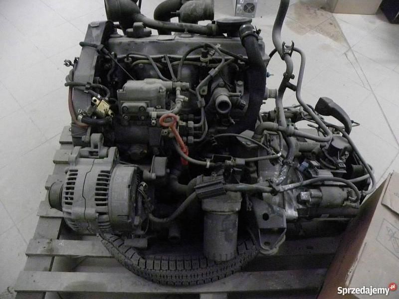 Czarny Używany 2000 VW Passat Sedan/Limuzyna | 2400 zł - Obraz 1/3