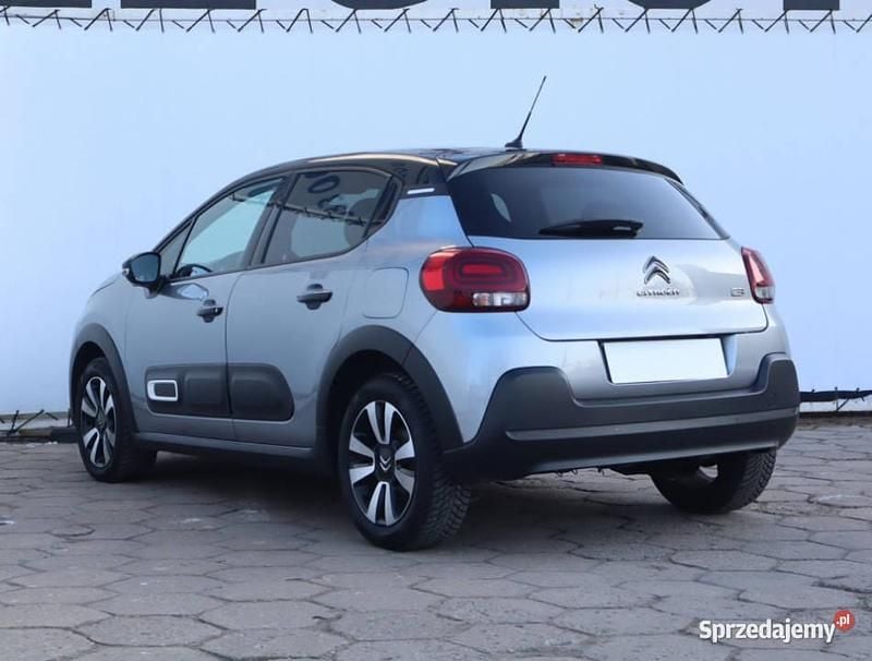 Używany Citroën C3 PureTech 2024 Szary Hatchback
