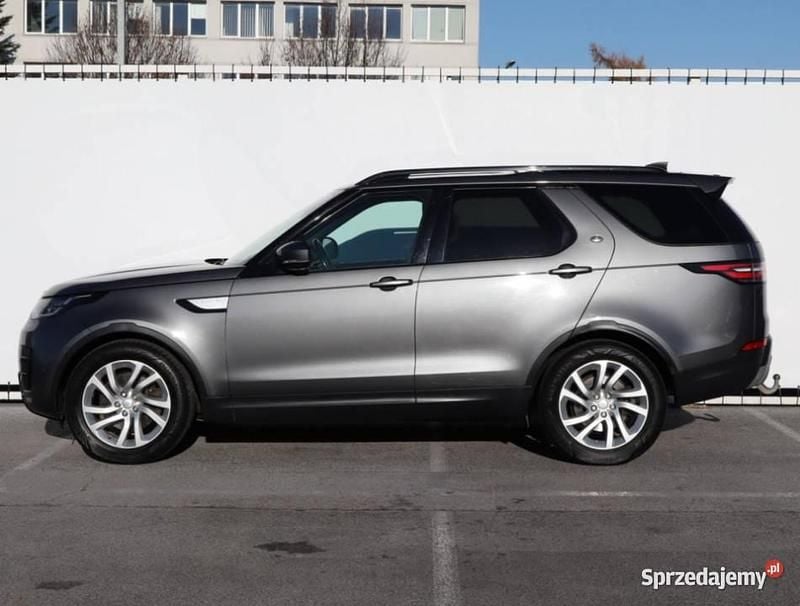 Używany Land Rover Discovery 5 2017 Szary SUV