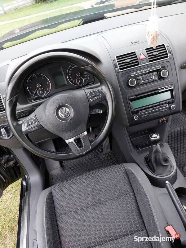 Czarny Używany 2011 VW Touran Minivan | 24 900 zł (Dobra cena) - Obraz 1/4