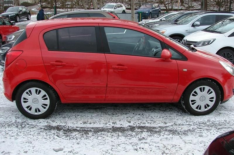Używany Opel Corsa 80 KM (58 kW) 2006 Czerwony Hatchback