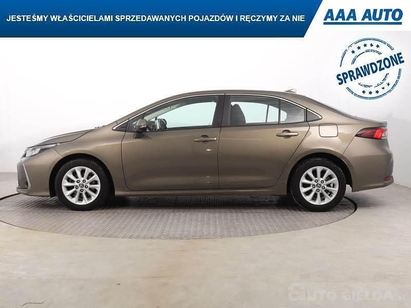 Używany Toyota Corolla 2022 Brązowy