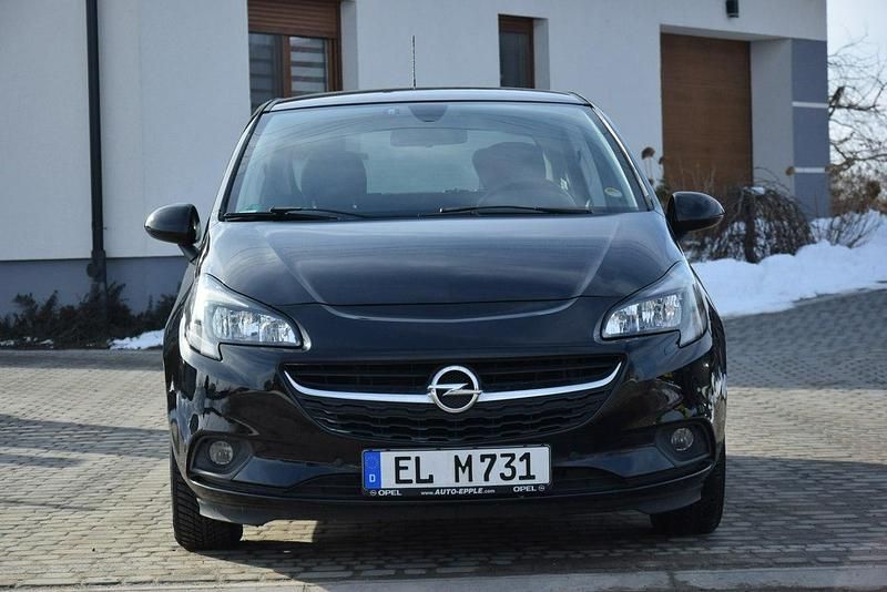 Używany Opel Corsa 90 KM (66 kW) 2018 Czarny Hatchback