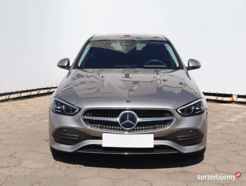 Beżowy Używany 2021 Mercedes C180 Sedan/Limuzyna | 152 999 zł - Obraz 1/4