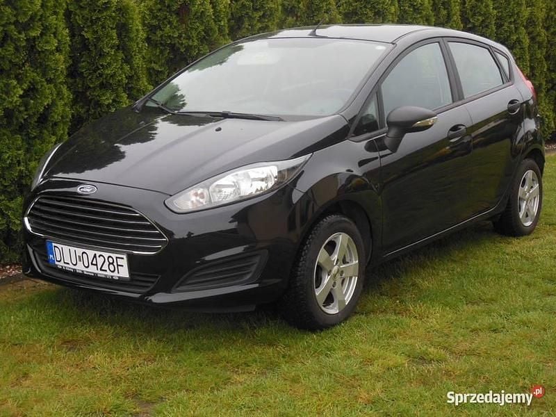 Czarny Używany 2015 Ford Fiesta Hatchback | 21 900 zł (Uczciwa cena) - Obraz 1/4