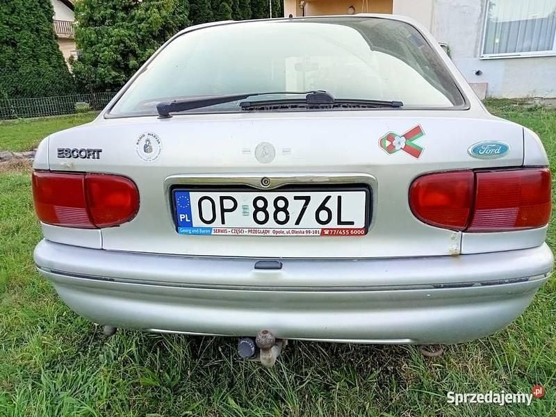 Srebrny Używany 1994 Ford Escort Hatchback | 1500 zł - Obraz 1/4