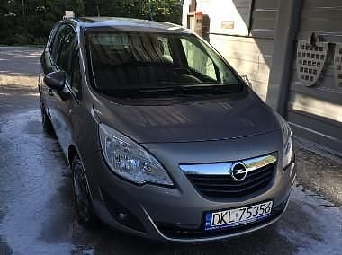 Inny kolor Używany 2010 Opel Meriva Minivan | 14 700 zł (Dobra cena) - Obraz 1/4
