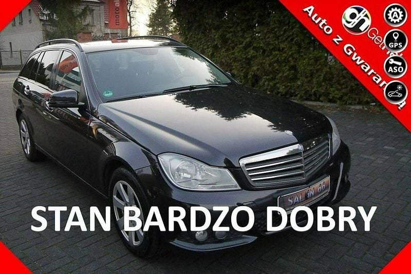 Czarny Używany 2013 Mercedes C220 Kombi | 39 800 zł (Uczciwa cena) - Obraz 1/4