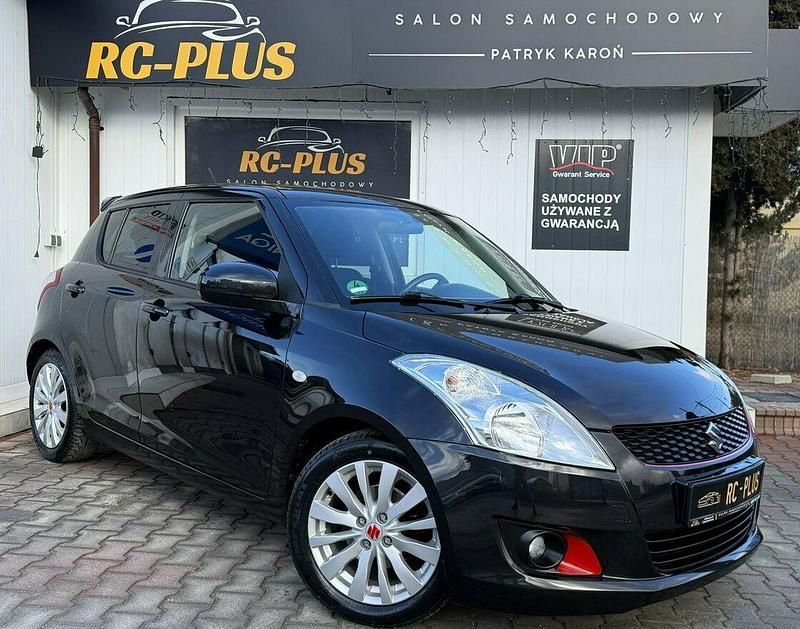 Używany Suzuki Swift 94 KM (69 kW) 2013 Czarny (metalik) Hatchback