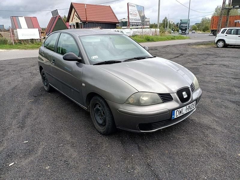 Szary Używany 2003 Seat Ibiza Hatchback | 1700 zł (Super Cena) - Obraz 1/4
