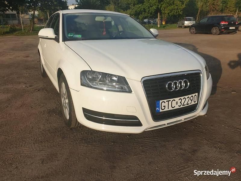 Używany Audi A3 170 KM (125 kW) 2009 Biały Sedan/Limuzyna