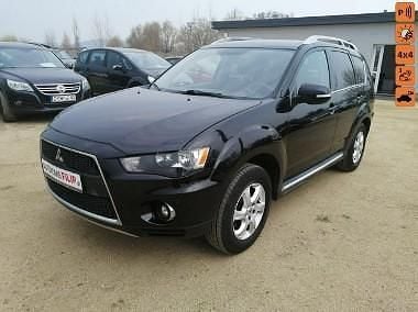 Czarny (metalik) Używany 2010 Mitsubishi Outlander SUV | 27 900 zł (Uczciwa cena) - Obraz 1/4