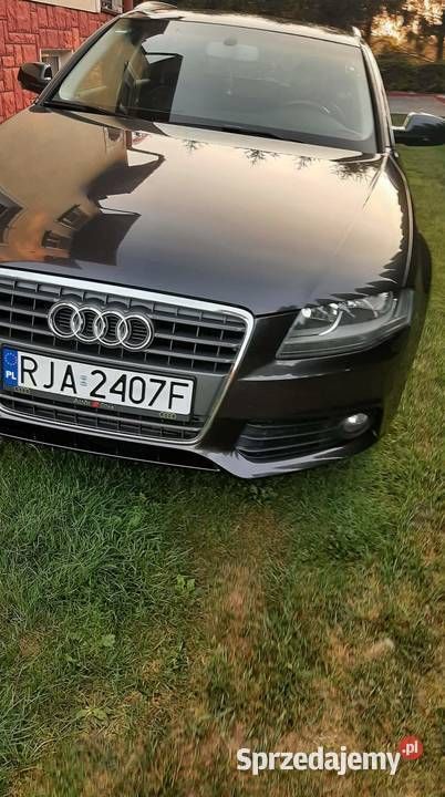 Używany Audi A4 2009 Szary Sedan/Limuzyna