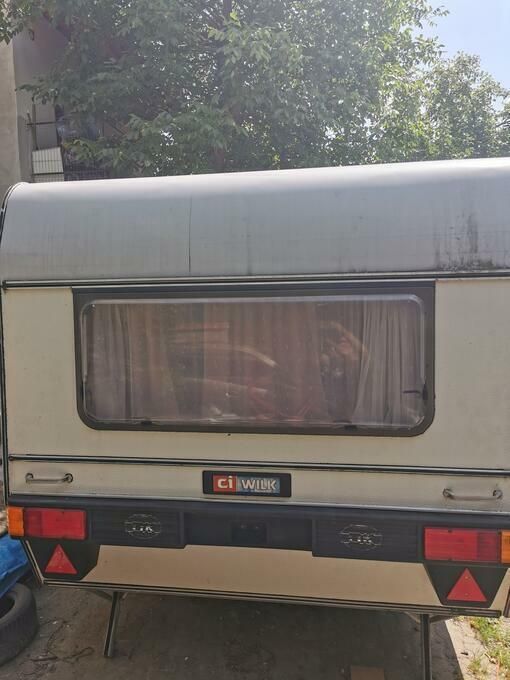 Srebrny Używany 2012 Dacia Lodgy Minivan | 20 000 zł (Uczciwa cena) - Obraz 1/4