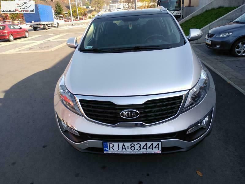 Srebrny (metalik) Używany 2011 Kia Sportage Comfort SUV | 38 000 zł (Uczciwa cena) - Obraz 1/4
