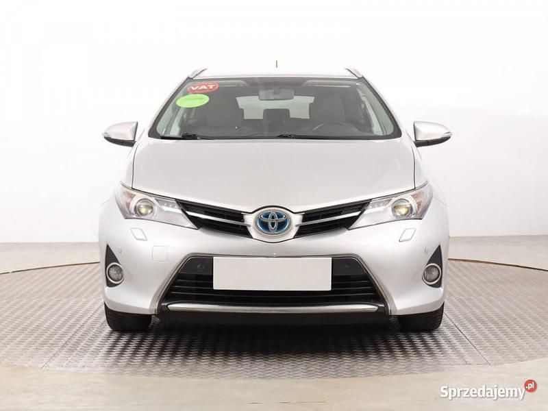 Srebrny Używany 2014 Toyota Auris Hybrid Kombi | 36 999 zł (Uczciwa cena) - Obraz 1/4
